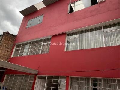 Casa de 5 alcobas en venta en Molinos Del Sur, Bogotá, 337 m² · foto 14 de 15