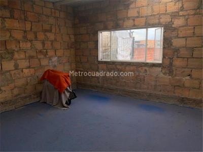 Casa de 5 alcobas en venta en Molinos Del Sur, Bogotá, 337 m² · foto 2 de 15