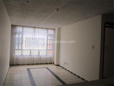 Casa de 5 alcobas en venta en San Antonio, Bogotá, 384 m² · foto 6 de 20