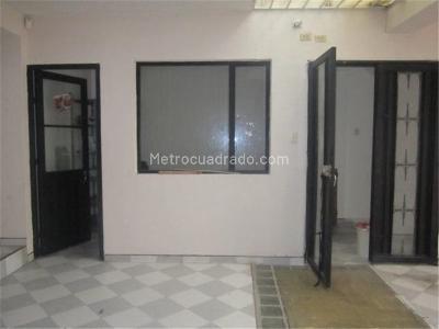 Casa de 5 alcobas en venta en San Antonio, Bogotá, 384 m² · foto 12 de 20