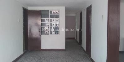 Casa en venta en San Antonio, Bogotá · foto 3 de 19
