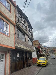 Casa de 5 alcobas en venta en San Francisco, Bogotá, 340 m² · foto 2 de 18