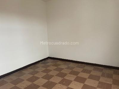 Casa de 5 alcobas en venta en San Francisco, Bogotá, 340 m² · foto 13 de 18