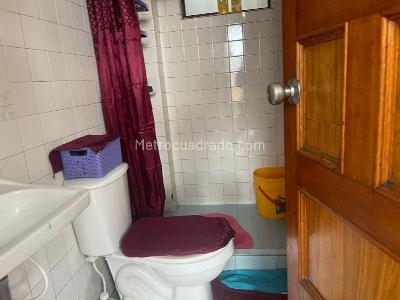 Casa de 5 alcobas en venta en San Francisco, Bogotá, 340 m² · foto 16 de 18