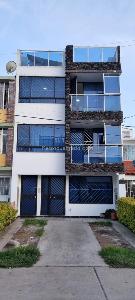 Casa de 5 alcobas en venta en Madelena, Bogotá, 252 m² · foto 2 de 20