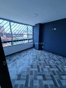Casa de 5 alcobas en venta en Madelena, Bogotá, 252 m² · foto 8 de 20