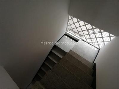 Casa de 5 alcobas en venta en La Asuncion, Bogotá, 320 m² · foto 5 de 15