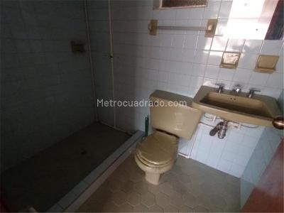 Casa de 5 alcobas en venta en La Asuncion, Bogotá, 320 m² · foto 9 de 15