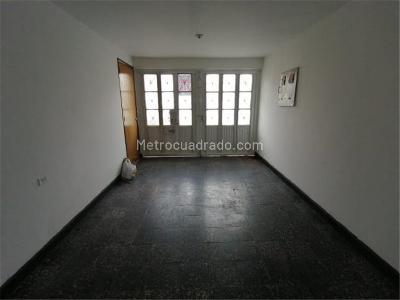 Casa de 5 alcobas en venta en La Asuncion, Bogotá, 320 m² · foto 13 de 15