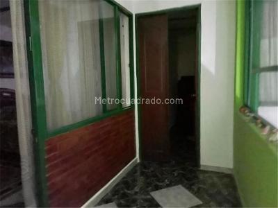 Casa en venta en Buenos Aires, Bogotá · foto 3 de 8