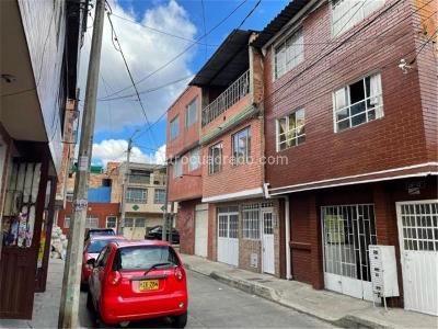 Casa de 5 alcobas en venta en Olaya, Bogotá, 200 m² · foto 3 de 19