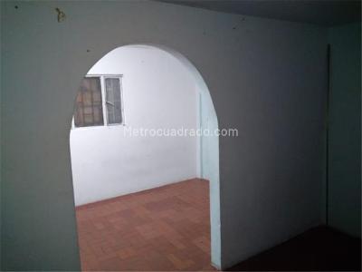 Casa de 5 alcobas en venta en Diana Turbay, Bogotá, 380 m² · foto 9 de 20