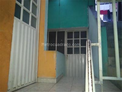 Casa de 5 alcobas en venta en Diana Turbay, Bogotá, 380 m² · foto 12 de 20