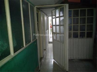 Casa de 5 alcobas en venta en Diana Turbay, Bogotá, 380 m² · foto 14 de 20