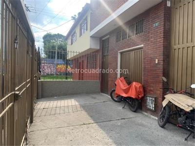 Casa de 5 alcobas en venta en Quiroga Sur, Bogotá, 325 m² · foto 3 de 20