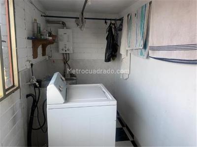 Casa de 5 alcobas en venta en Quiroga Sur, Bogotá, 325 m² · foto 18 de 20