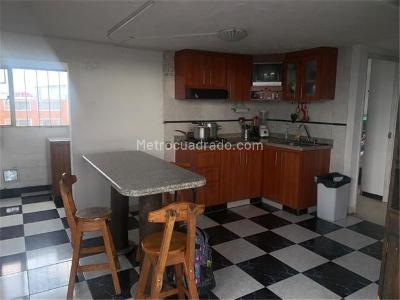 Casa de 5 alcobas en venta en Quiroga Sur, Bogotá, 325 m² · foto 19 de 20