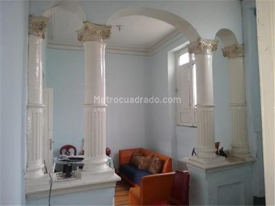 Casa de 5 alcobas en venta en Las Brisas, Bogotá, 164 m² · foto 3 de 20