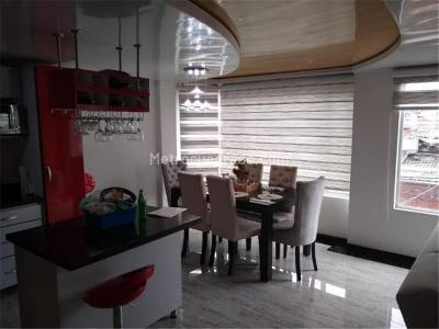 Casa de 5 alcobas en venta en Marco Fidel Suarez, Bogotá, 737 m² · foto 10 de 20