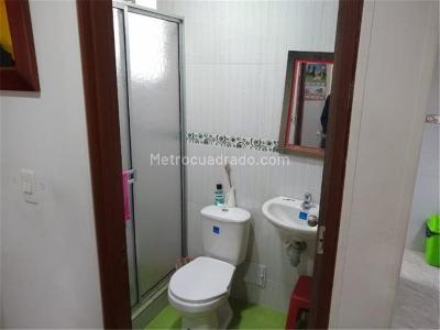 Casa de 5 alcobas en venta en Marco Fidel Suarez, Bogotá, 737 m² · foto 14 de 20