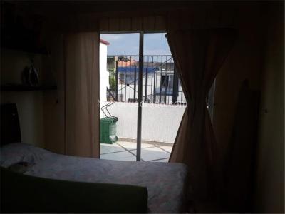 Casa de 3 alcobas en venta en Br, Girardot, 144 m² · foto 4 de 10