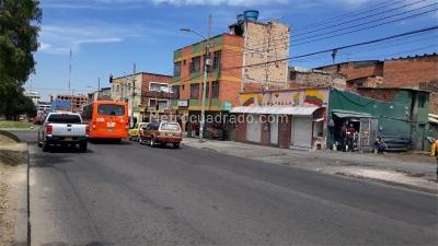 Casa de 5 alcobas en venta en 20 De Julio, Bogotá, 440 m² · foto 2 de 15