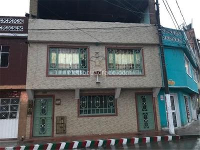 Casa de 5 alcobas en venta en San Pablo, Bogotá, 360 m² · foto 3 de 3