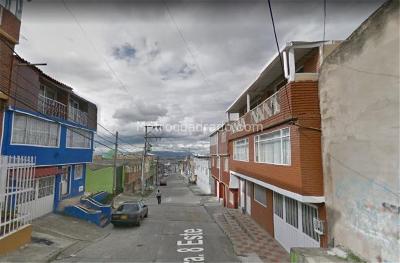 Casa de 5 alcobas en venta en Santa Ines Sur, Bogotá, 651 m² · foto 2 de 3
