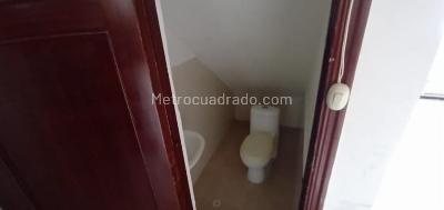 Casa de 5 alcobas en venta en San Antonio De Padua, Bogotá, 164 m² · foto 10 de 20