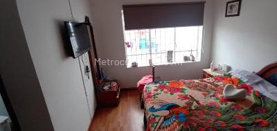 Casa de 5 alcobas en venta en San Antonio De Padua, Bogotá, 164 m² · foto 15 de 20