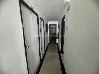 Casa de 5 alcobas en venta en Kennedy Central, Bogotá, 372 m² · foto 5 de 19