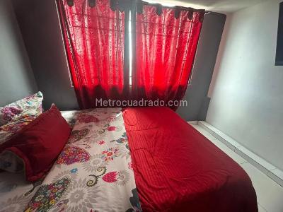 Casa de 5 alcobas en venta en Kennedy Central, Bogotá, 372 m² · foto 8 de 19