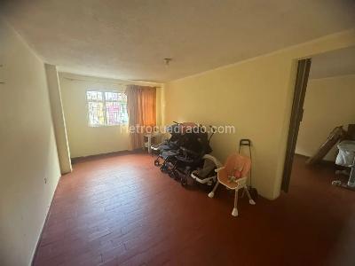 Casa de 5 alcobas en venta en Diana Turbay, Bogotá, 223 m² · foto 4 de 20