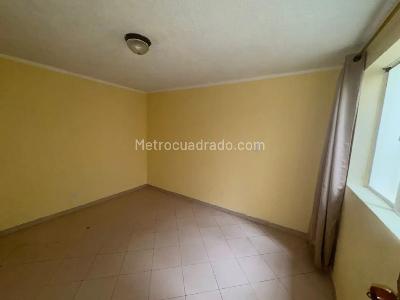 Casa de 5 alcobas en venta en Diana Turbay, Bogotá, 223 m² · foto 9 de 20