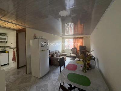 Casa de 5 alcobas en venta en Diana Turbay, Bogotá, 223 m² · foto 10 de 20