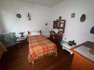 Casa de 5 alcobas en venta en El Tunal, Bogotá, 400 m² · foto 5 de 13