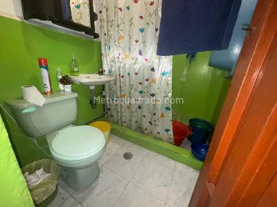 Casa de 5 alcobas en venta en El Tunal, Bogotá, 400 m² · foto 10 de 13