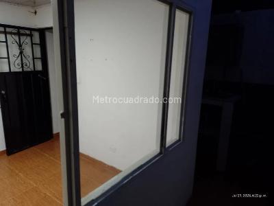 Casa en venta en Perdomo Alto, Bogotá · foto 8 de 15