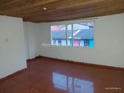 Casa en venta en Perdomo Alto, Bogotá · foto 11 de 15