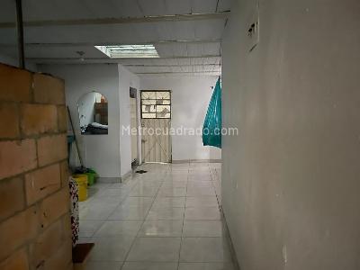 Casa de 5 alcobas en venta en Olaya, Bogotá, 500 m² · foto 4 de 15