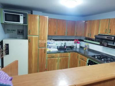 Casa de 5 alcobas en venta en Country Sur, Bogotá, 372 m² · foto 12 de 15