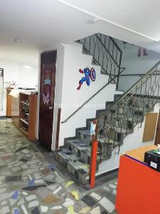 Casa de 5 alcobas en venta en Country Sur, Bogotá, 372 m² · foto 14 de 15