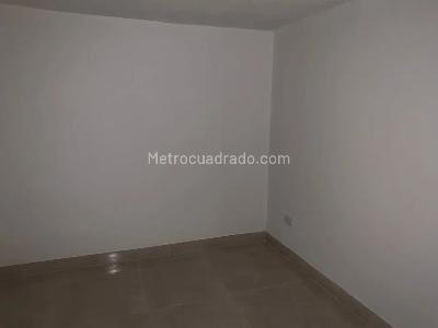 Casa en venta en Altos Del Poblado, Bogotá · foto 3 de 13