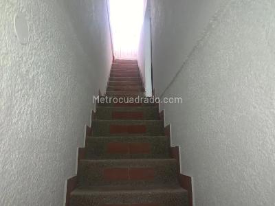 Casa en venta en Altos Del Poblado, Bogotá · foto 6 de 13