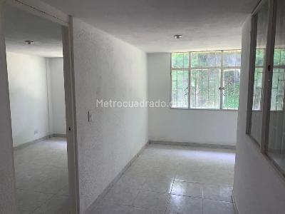 Casa en venta en Altos Del Poblado, Bogotá · foto 9 de 13