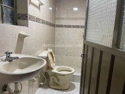Casa de 5 alcobas en venta en Bello Horizonte, Bogotá, 510 m² · foto 13 de 18
