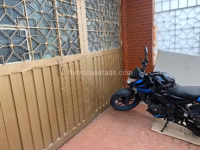 Casa de 5 alcobas en venta en La Maria, Bogotá, 451 m² · foto 4 de 20