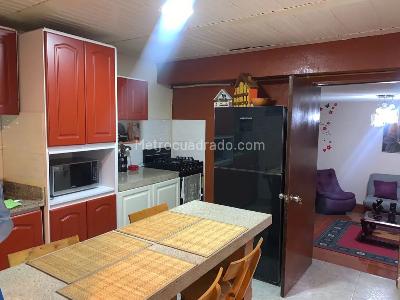 Casa de 5 alcobas en venta en La Maria, Bogotá, 451 m² · foto 13 de 20