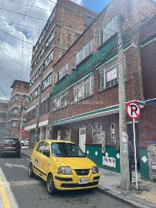Casa de 5 alcobas en venta en San Jose Sur, Bogotá, 499 m² · foto 2 de 20