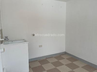 Casa de 5 alcobas en venta en San Jose Sur, Bogotá, 499 m² · foto 14 de 20